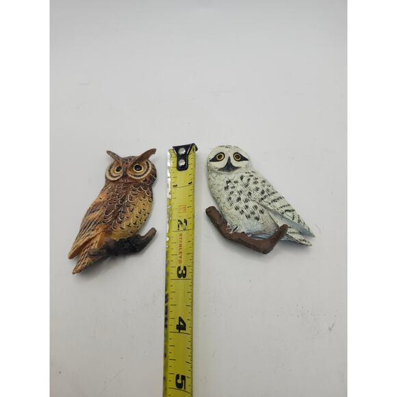 Set of 2 Realistic 3D Owl Magnet Hand Painted Resin Birds on Branch Fridge Decor - Picture 3 of 8